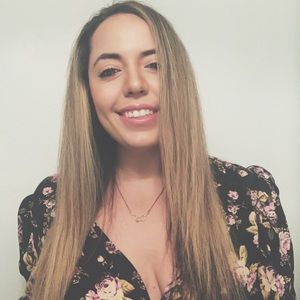 Meet your Posher, Christina